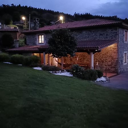 Casa Rural Oza Dos Rios Екстер'єр фото